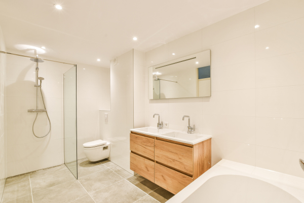 Primera imagen de fabricación de baños a medida en Caldes de Montbui y Granollers